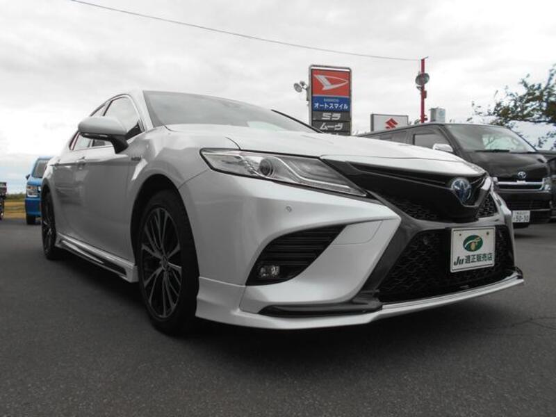TOYOTA CAMRY