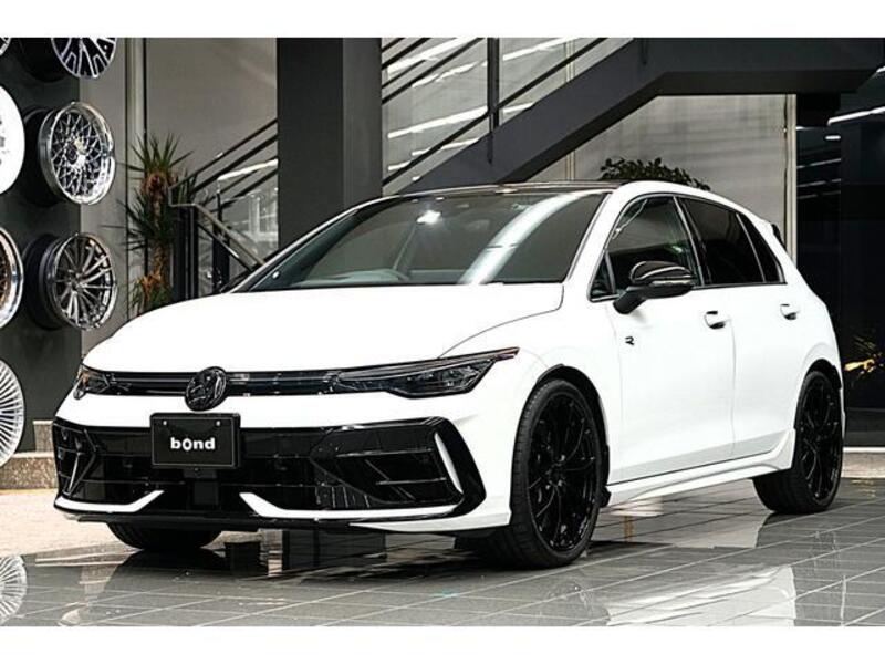 VOLKSWAGEN GOLF R