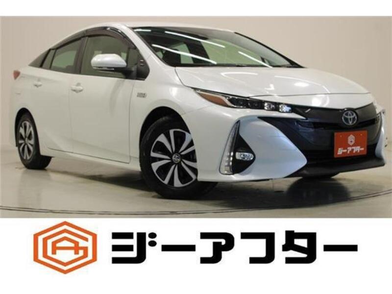 TOYOTA PRIUS PHV