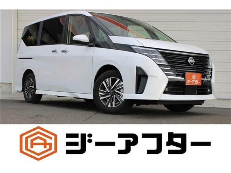 NISSAN SERENA