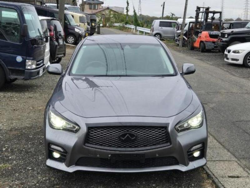 NISSAN SKYLINE