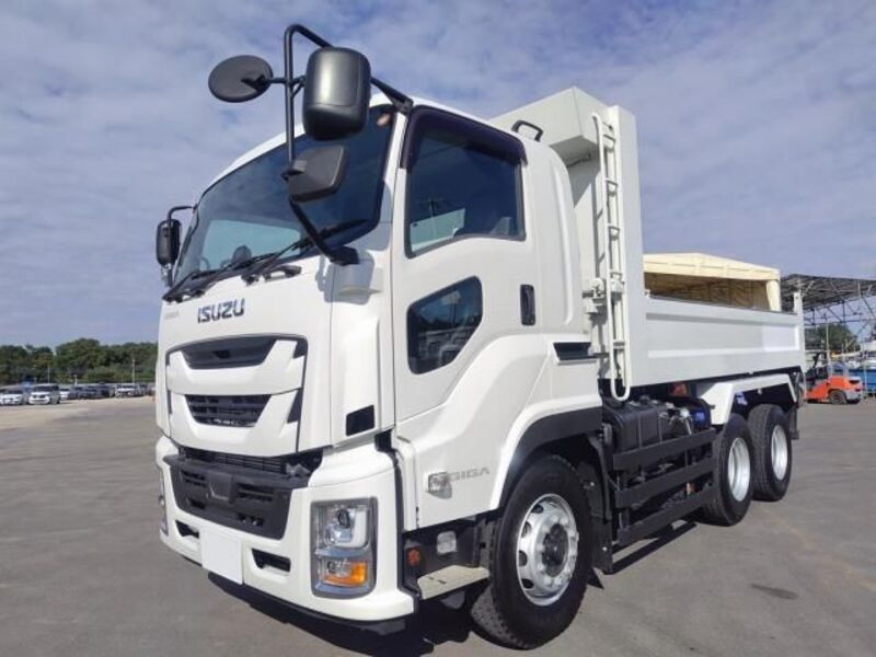 ISUZU GIGA