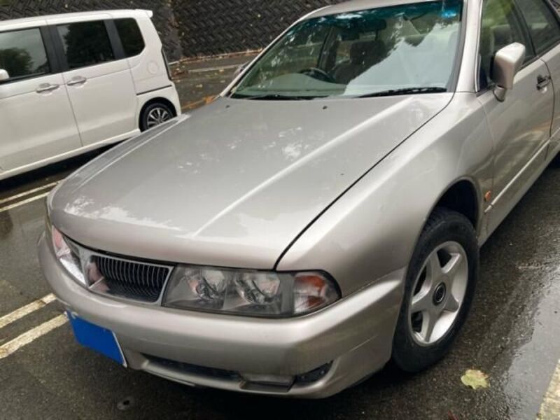 MITSUBISHI DIAMANTE