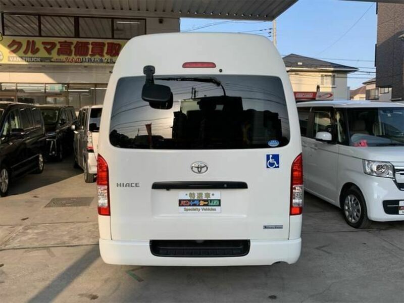 HIACE VAN