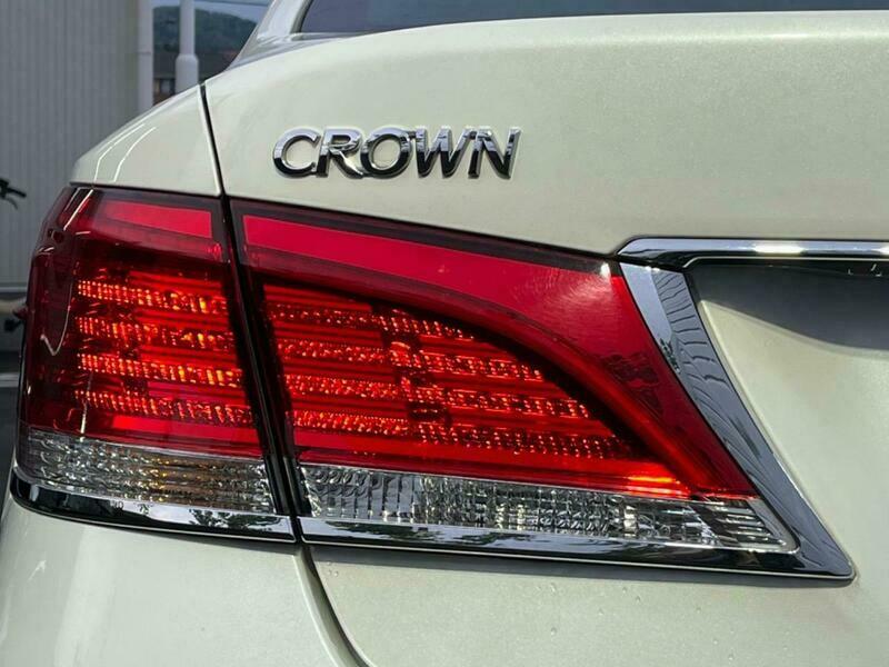 CROWN