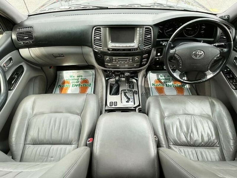 LAND CRUISER
