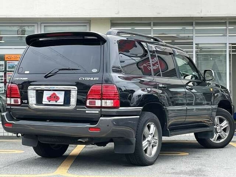 LAND CRUISER