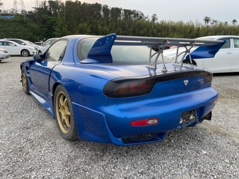 EFINI RX-7