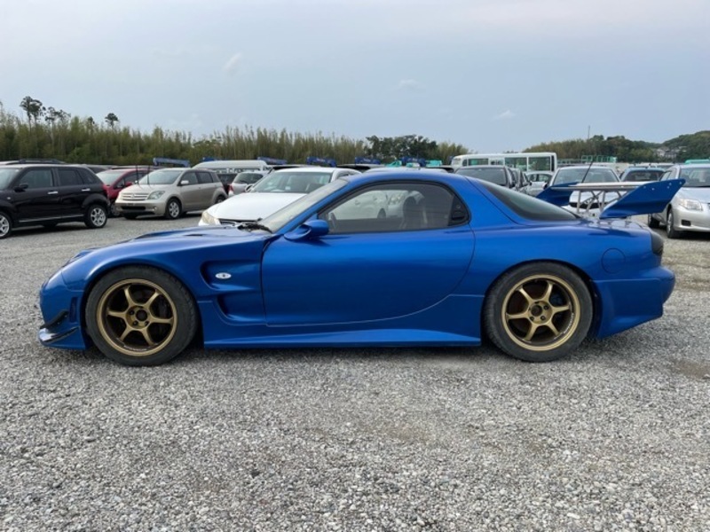 EFINI RX-7