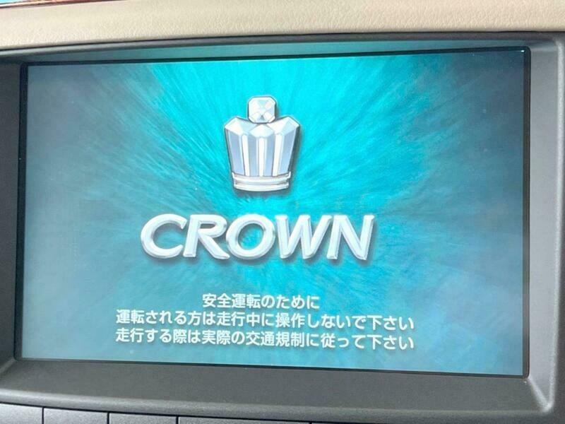 CROWN