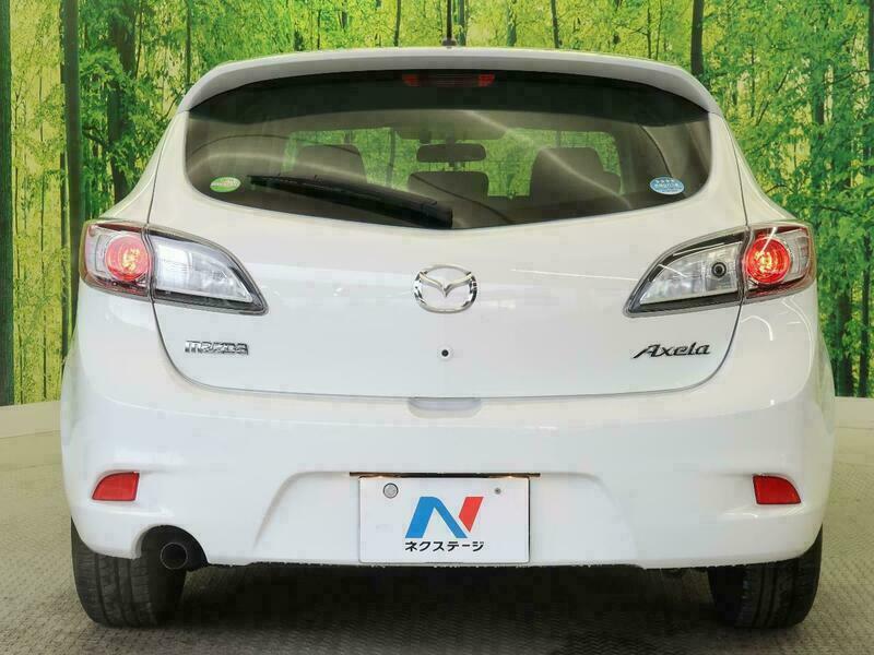 Axela Sport