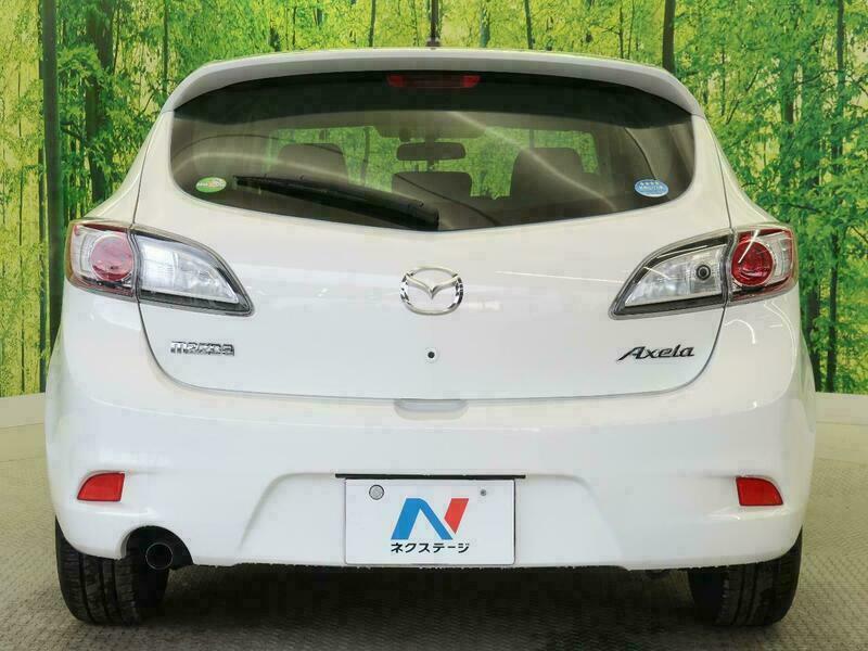 Axela Sport