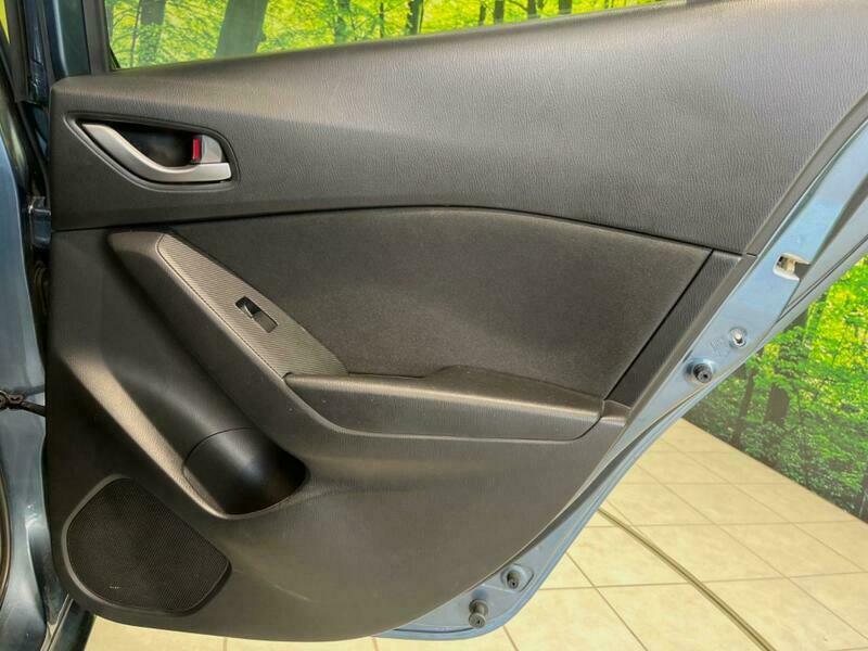 Axela Sport