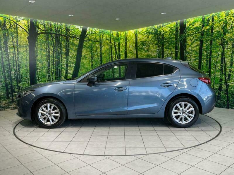 Axela Sport