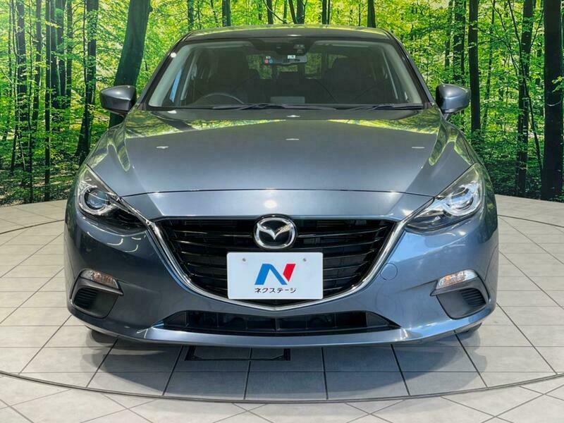 Axela Sport