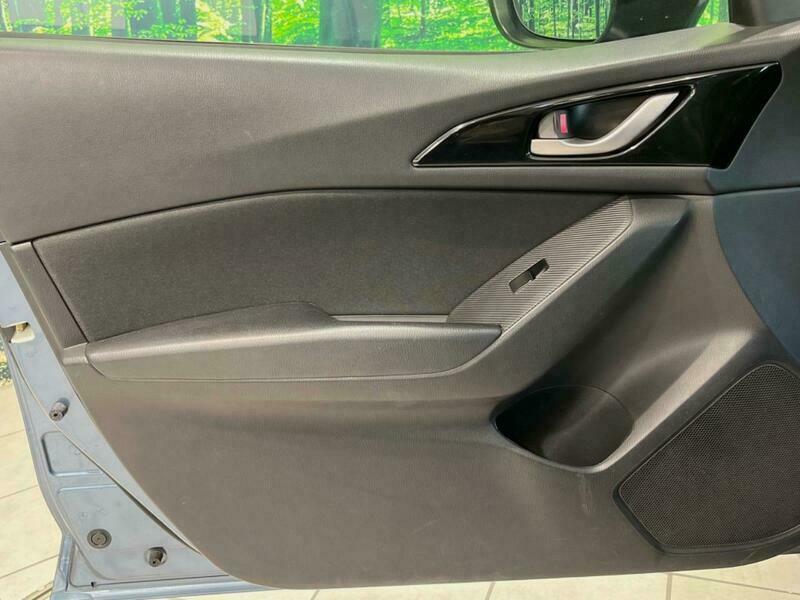 Axela Sport
