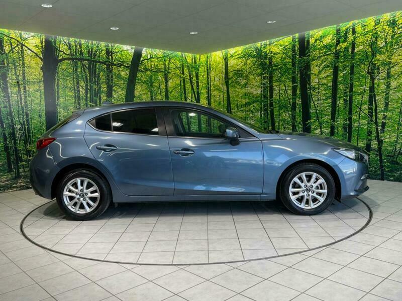 Axela Sport