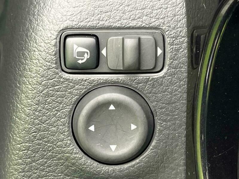 X-TRAIL-22