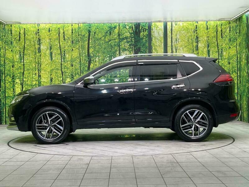 X-TRAIL-52