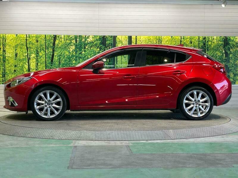Axela Sport