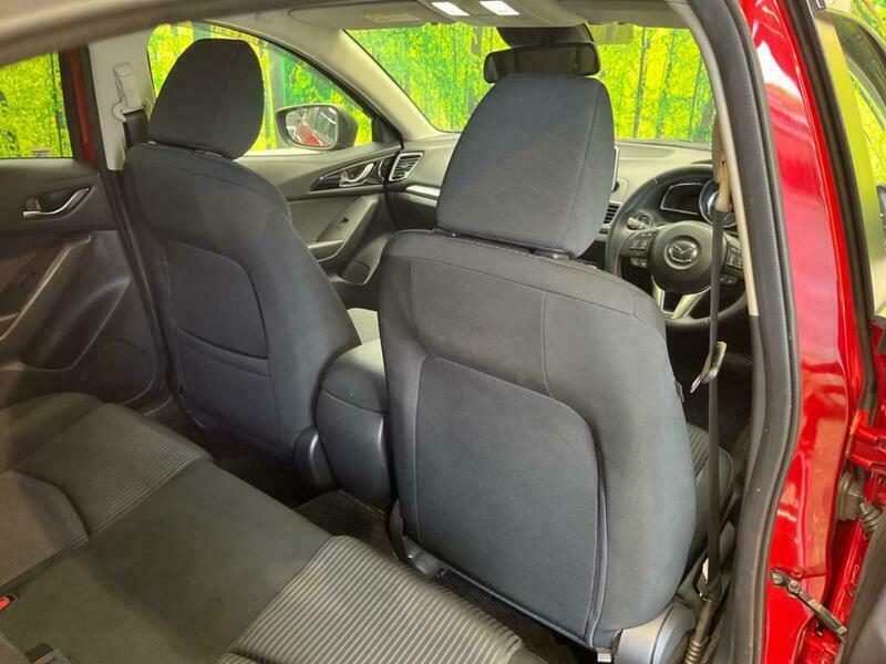 Axela Sport