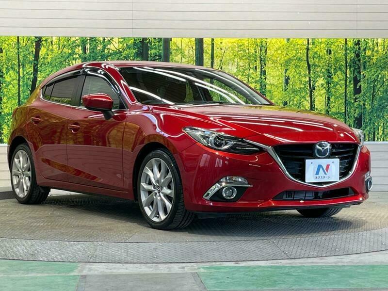 Axela Sport
