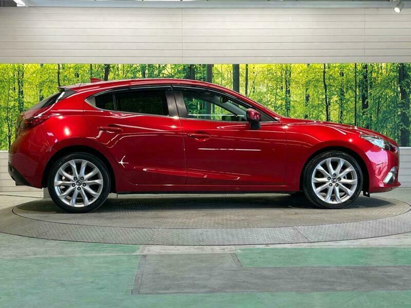 Axela Sport