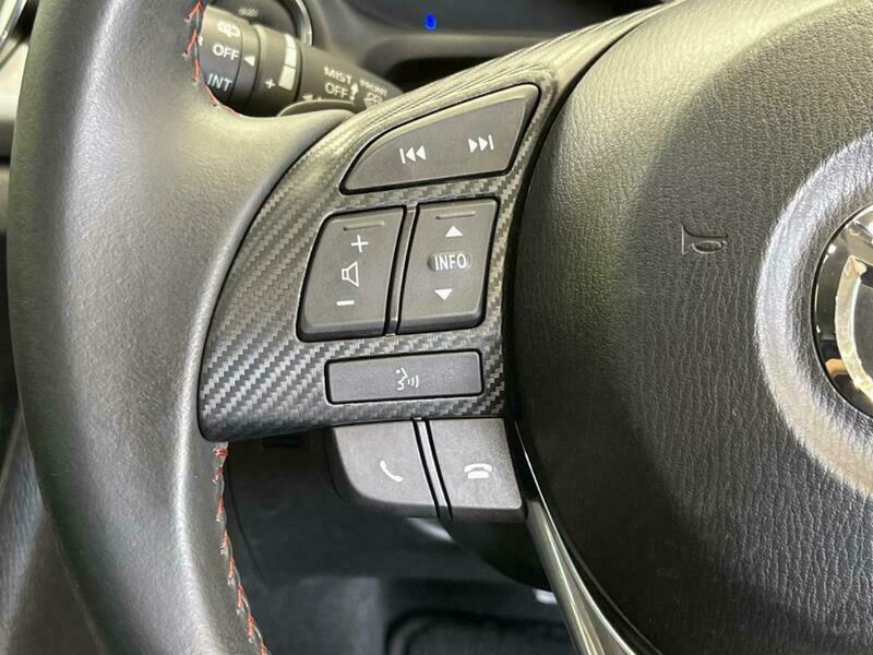 Axela Sport
