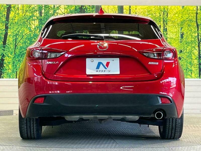 Axela Sport