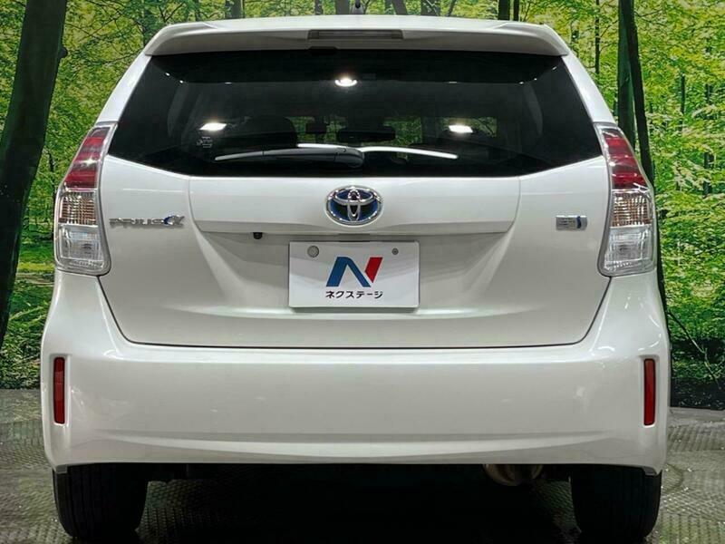 PRIUS ALPHA