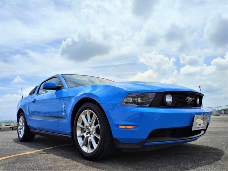 MUSTANG