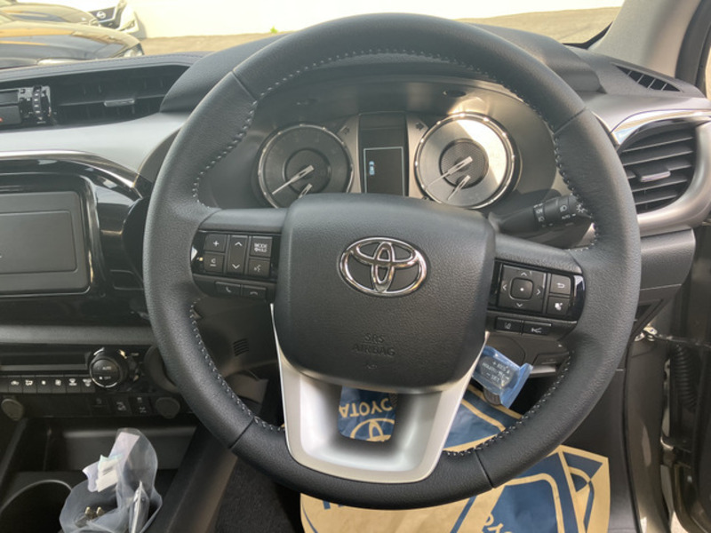 HILUX