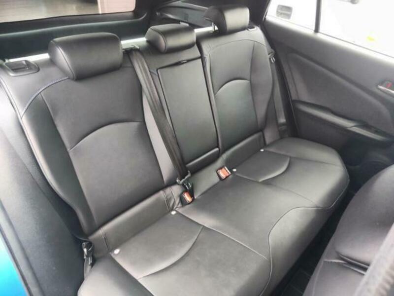 Used 2018 TOYOTA PRIUS DAA-ZVW51 | SBI Motor Japan