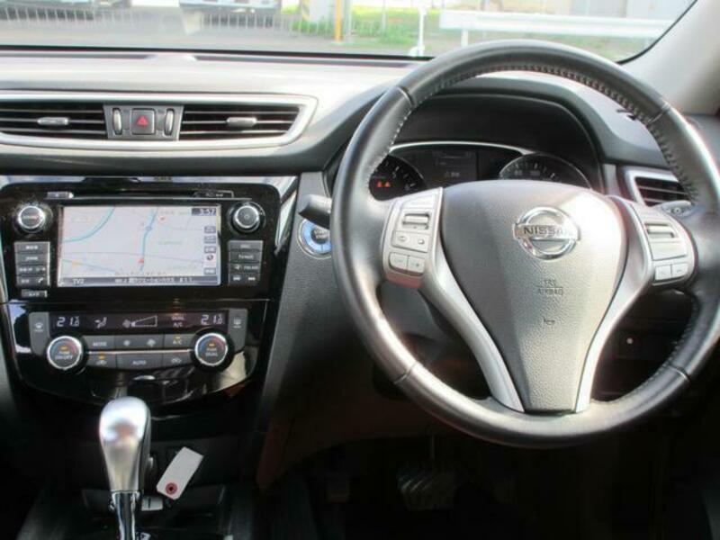 X-TRAIL-14