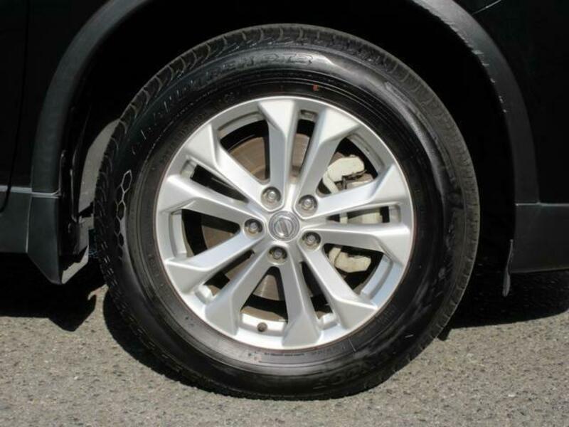 X-TRAIL-17