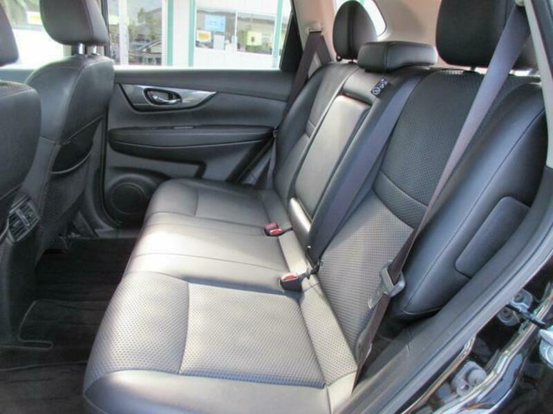 X-TRAIL-12
