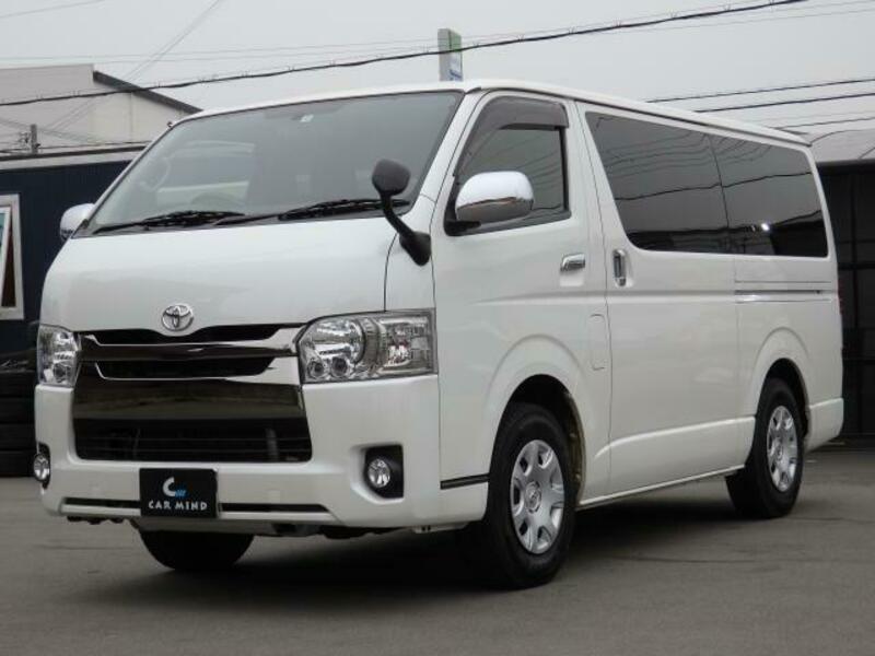 white toyota hiace van