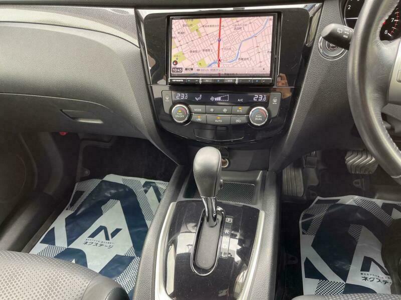 X-TRAIL-19