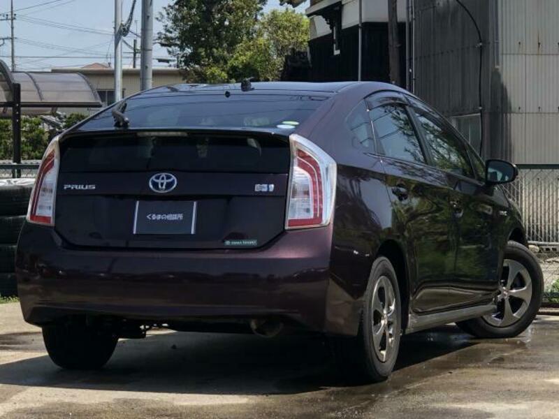 PRIUS-1