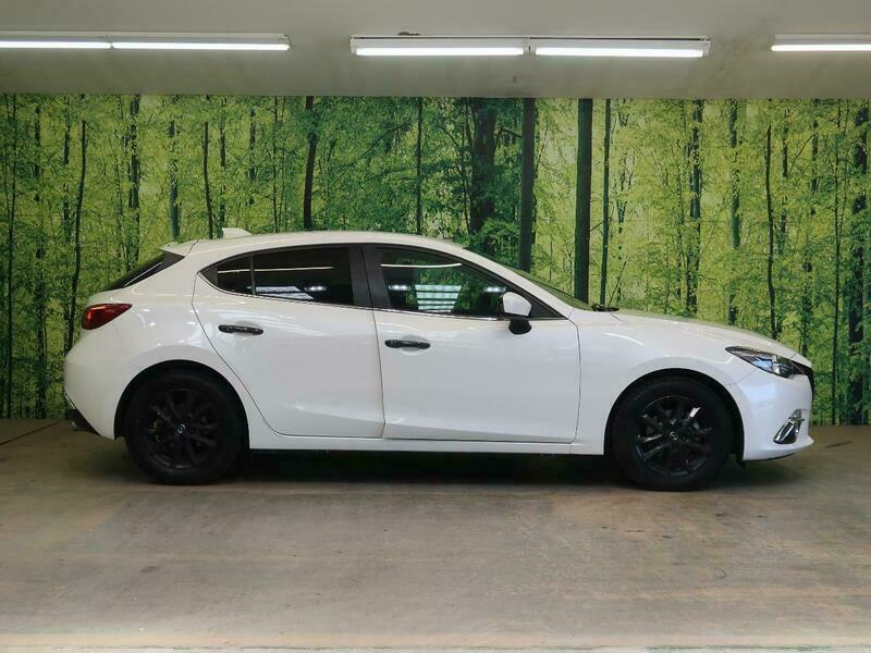 Axela Sport