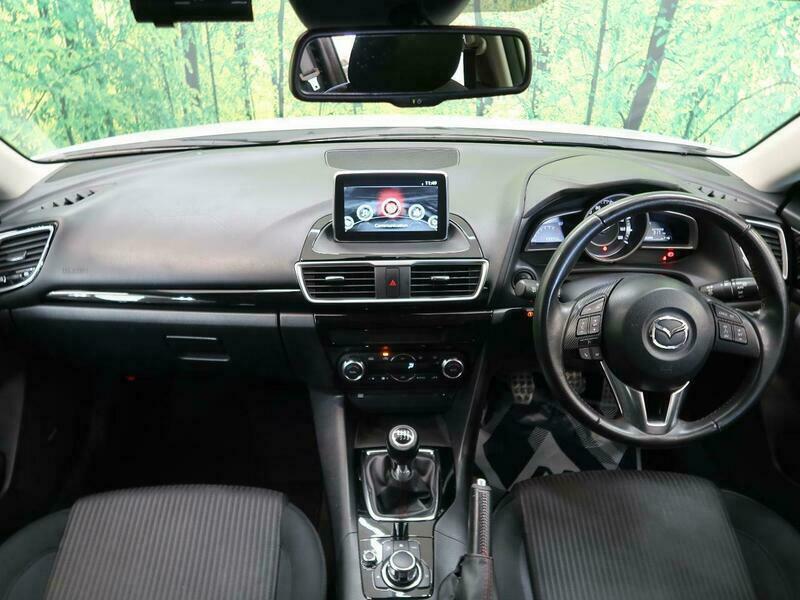 Axela Sport