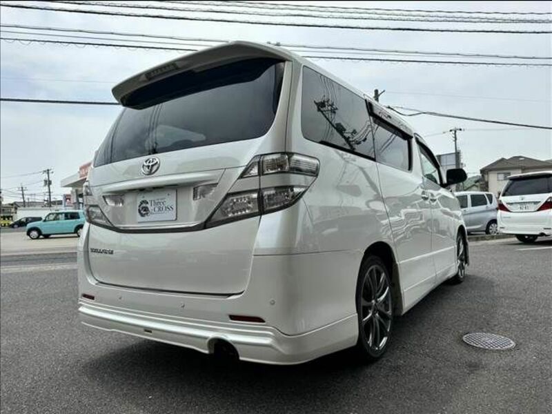 VELLFIRE-4