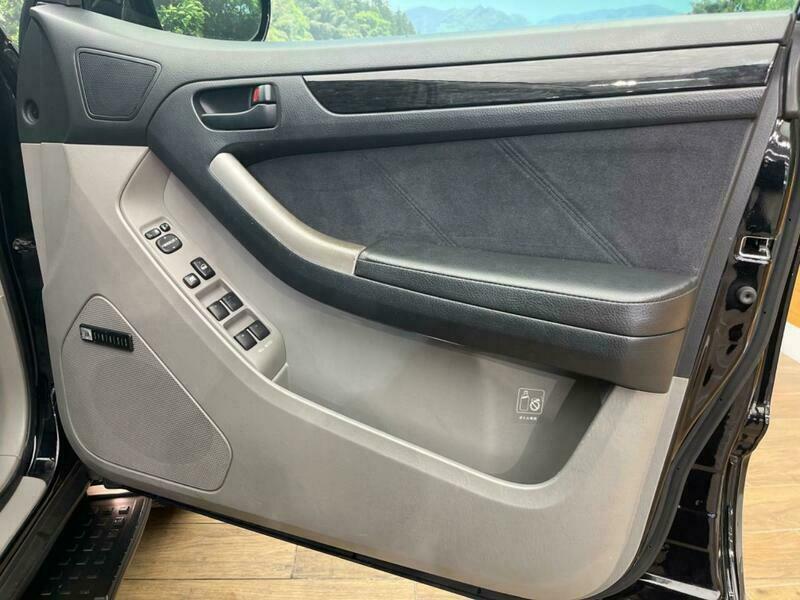 HILUX SURF