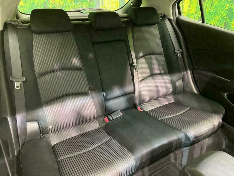 Axela Sport