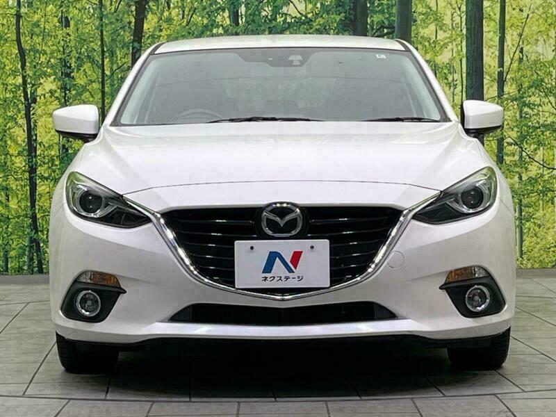 Axela Sport