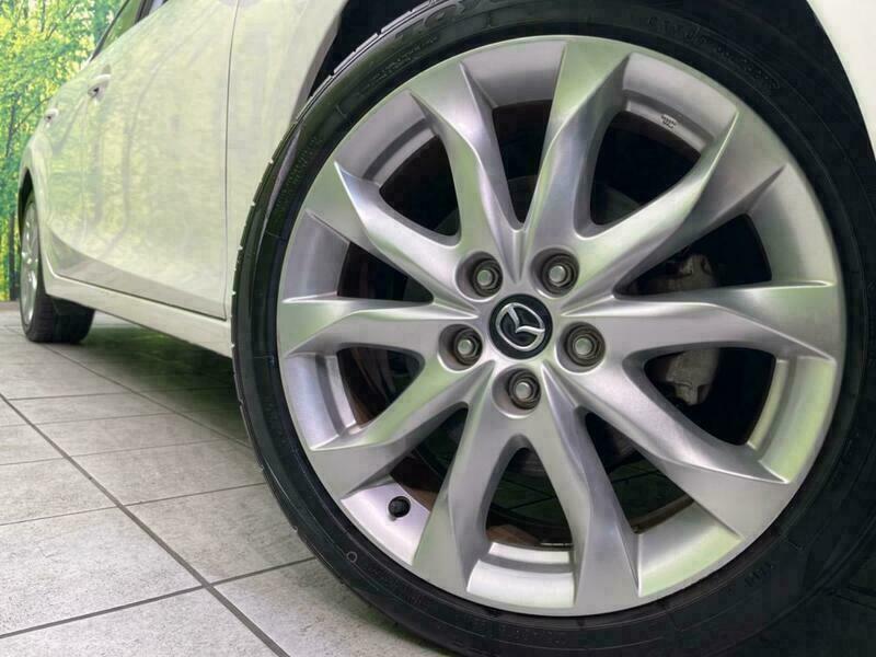 Axela Sport