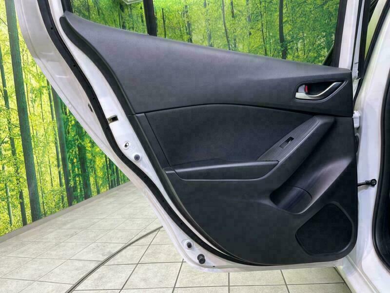 Axela Sport
