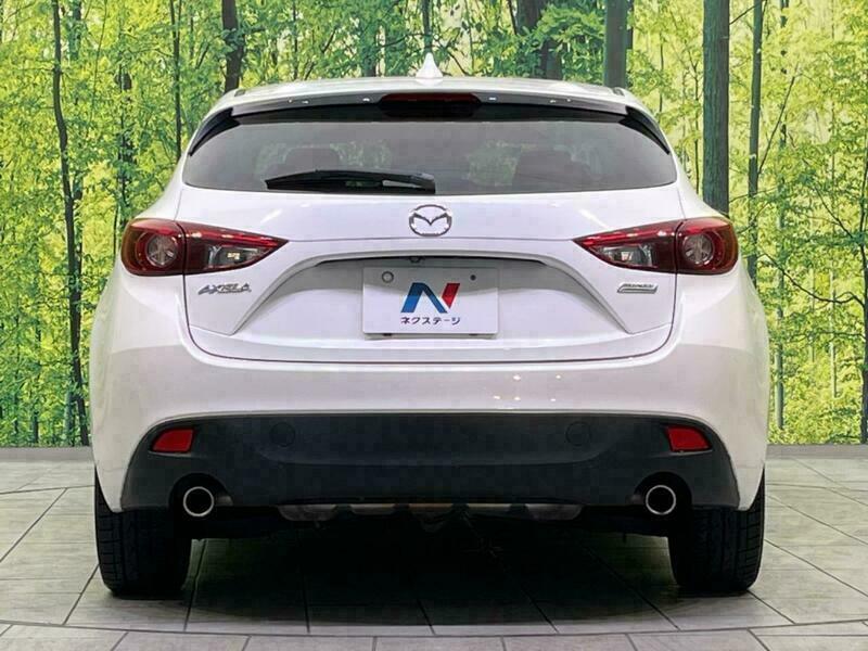 Axela Sport