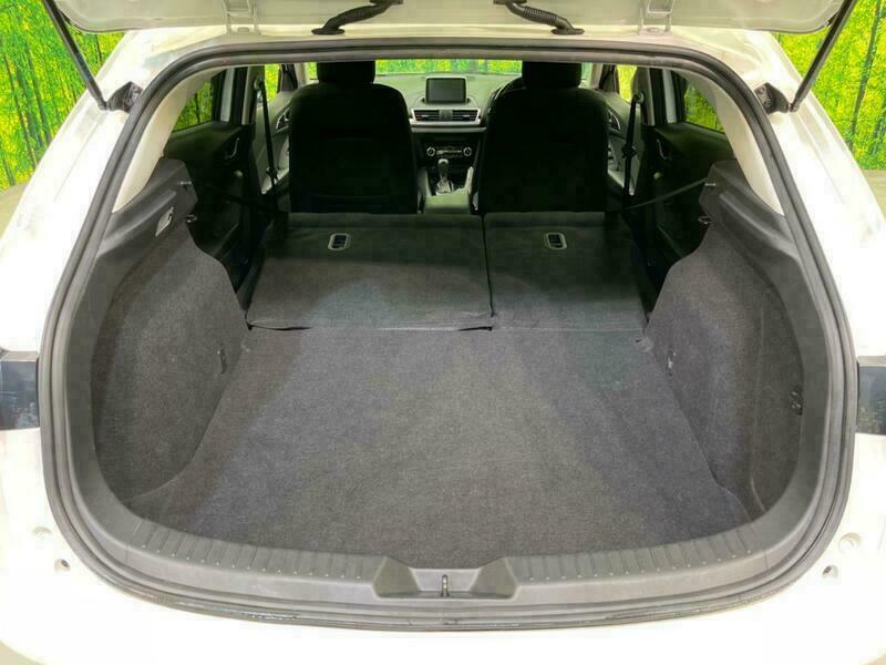 Axela Sport
