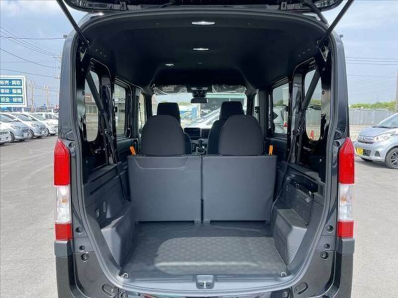 N-VAN